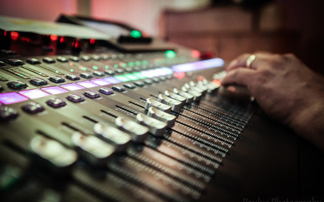 PROFESSIONAL AUDIO ENGINEERING